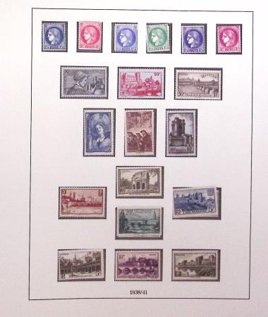 1849-1989, lot de 13 albums et classeurs comprenant