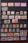 1849-1989, lot de 13 albums et classeurs comprenant