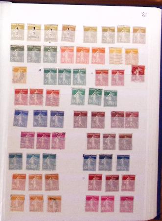 1849-1989, lot de 13 albums et classeurs comprenant
