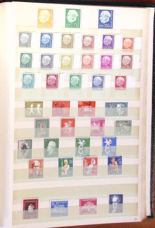 1920-1957, Collection de Sarre en 1 classeur, essentiellement