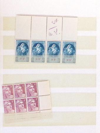 1862-1992, Collection et stock en 10 classeurs, essentiellement