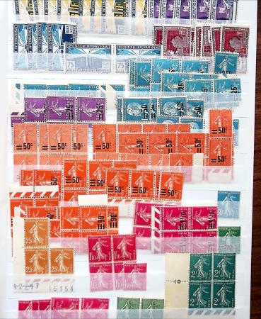 1900-1945, petit stock de neufs, dont 3 blocs de 4