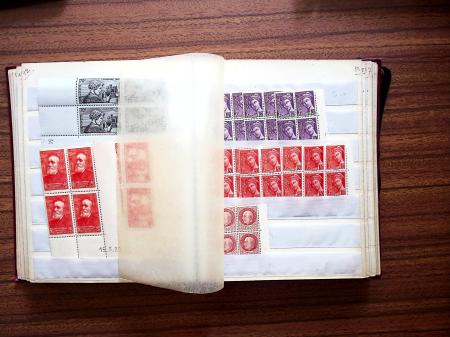 1900-1945, petit stock de neufs, dont 3 blocs de 4