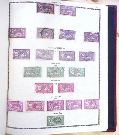 1731-1999 Collection de France rangé par thématique, commençant par la classeurs sur ST. Amand, révolution, puis la section classique avec N°6