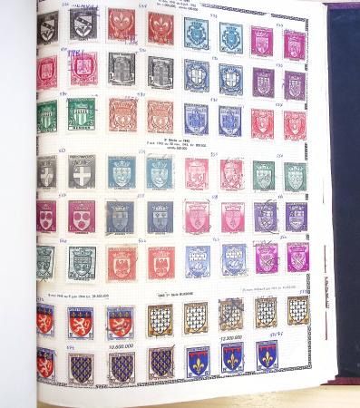 1731-1999 Collection de France rangé par thématique, commençant par la classeurs sur ST. Amand, révolution, puis la section classique avec N°6