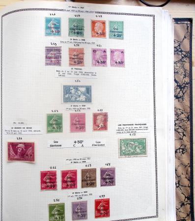 1731-1999 Collection de France rangé par thématique, commençant par la classeurs sur ST. Amand, révolution, puis la section classique avec N°6