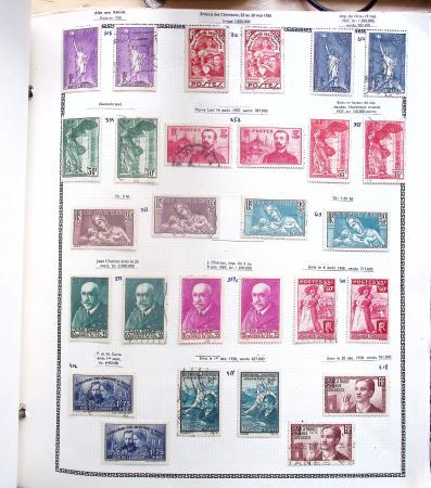 1731-1999 Collection de France rangé par thématique, commençant par la classeurs sur ST. Amand, révolution, puis la section classique avec N°6