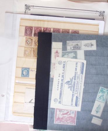 1852-1960 Lot de France mixe, dont classique en quantité multiple avec obl, dont N°25/26 en bloc de 4 * sections timbres publicitaires, fiscaux, colis postaux. Belle découverte en perspective