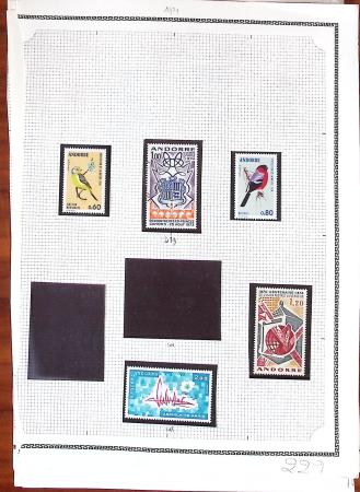 1920-1959, Collection surtout de timbres neufs * de