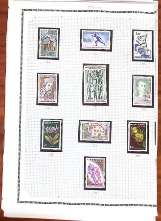 1920-1959, Collection surtout de timbres neufs * de