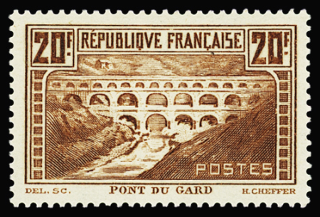 N°262 20f Pont du Gard, Type IIB, neuf avec charnière
