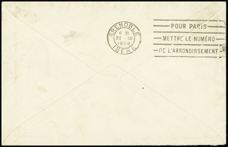 13 plis divers du 20ème siècle pour la plupart dont LF avec CAD "1 Tor et Pes aux armées 1 Madagascar 1" (1896) + cachet violet "Corps expéditionnaire de Madagascar - groupe d'artillerie de marine - le commandant". TB