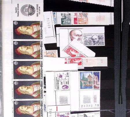 1900-2001, Collection assez complète depuis 1937 avec