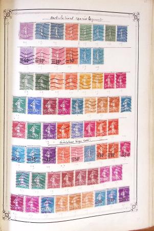 1876-1931, Un album fait maison avec différents types