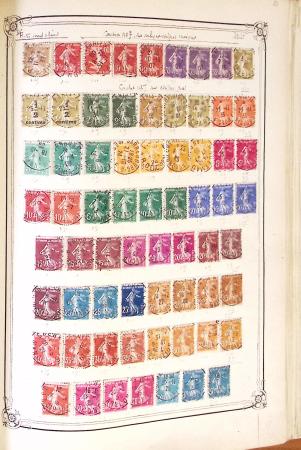 1876-1931, Un album fait maison avec différents types