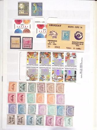 1858-2023, Collection du monde entier en 2 classeurs,