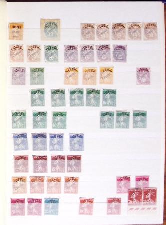 1854-1983, Collection en deux classeurs, un sur les
