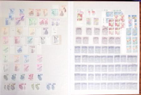 1854-1983, Collection en deux classeurs, un sur les