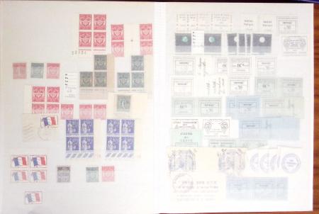 1854-1983, Collection en deux classeurs, un sur les
