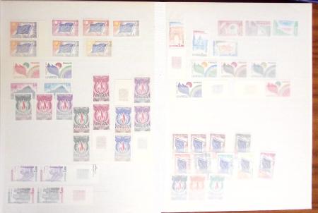 1854-1983, Collection en deux classeurs, un sur les
