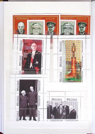 DE GAULLE, Collection de 14 classeurs du monde entier