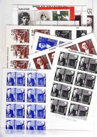 DE GAULLE, Collection de 14 classeurs du monde entier
