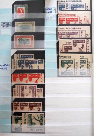 1903-2011, Mint stock in 11 large stockbooks with mostly