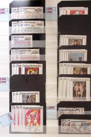 1928-2020 Important stock in 8 large stockbooks with