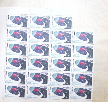 1920-2021 Chiefly mint stock in 15 large stockbooks,