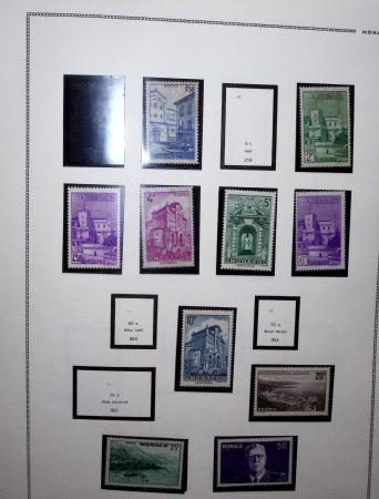 1885-1992, Deux collections de timbres neufs de Monaco,