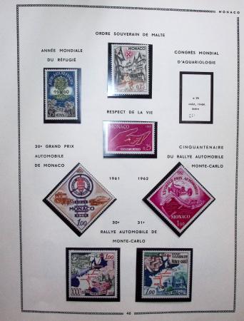 1885-1992, Deux collections de timbres neufs de Monaco,