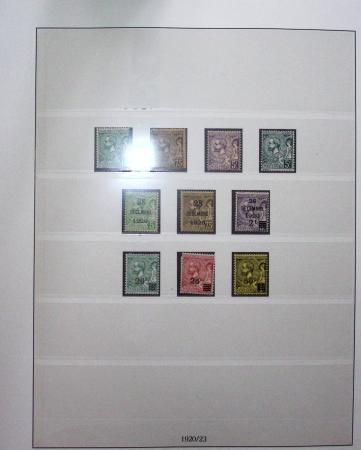 1885-1992, Deux collections de timbres neufs de Monaco,