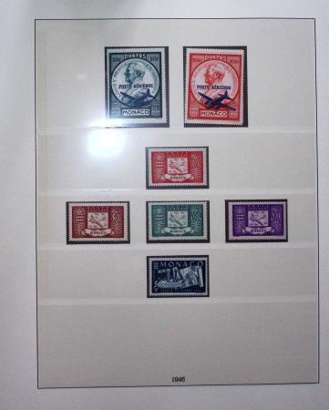 1885-1992, Deux collections de timbres neufs de Monaco,