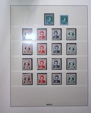 1885-1992, Deux collections de timbres neufs de Monaco,