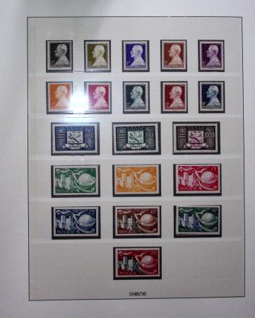 1885-1992, Deux collections de timbres neufs de Monaco,