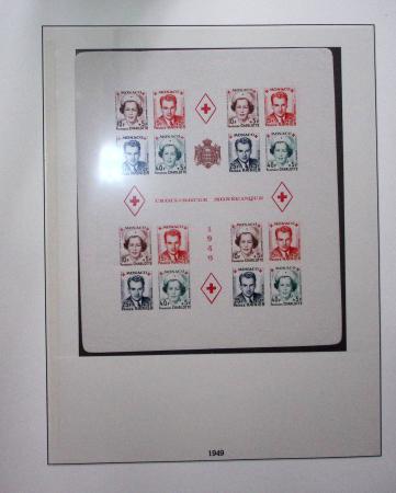 1885-1992, Deux collections de timbres neufs de Monaco,