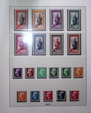 1885-1992, Deux collections de timbres neufs de Monaco,