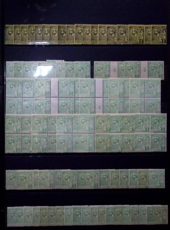 1885-1992, Deux collections de timbres neufs de Monaco,