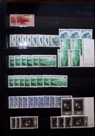 1885-1992, Deux collections de timbres neufs de Monaco,