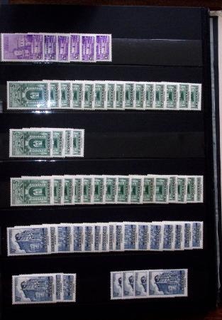 1885-1992, Deux collections de timbres neufs de Monaco,