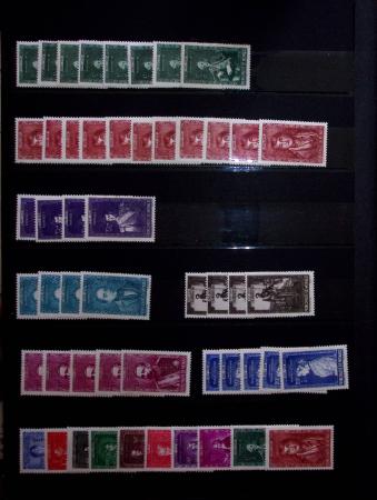 1885-1992, Deux collections de timbres neufs de Monaco,