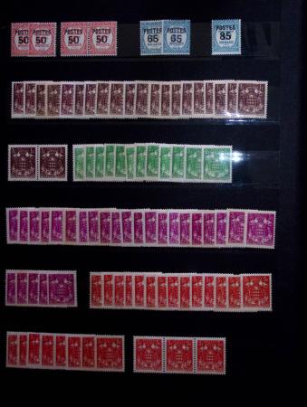 1885-1992, Deux collections de timbres neufs de Monaco,