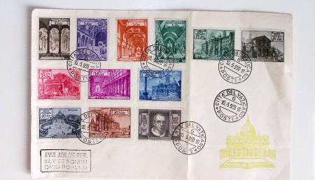 64 plis majorité par avion de divers pays, Italie bien représentée dont Italie n°77 OBL cachet violet
