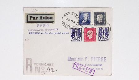 64 plis majorité par avion de divers pays, Italie bien représentée dont Italie n°77 OBL cachet violet