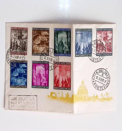 64 plis majorité par avion de divers pays, Italie bien représentée dont Italie n°77 OBL cachet violet