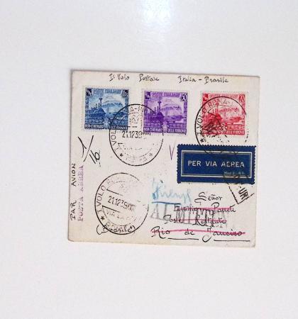 64 plis majorité par avion de divers pays, Italie bien représentée dont Italie n°77 OBL cachet violet