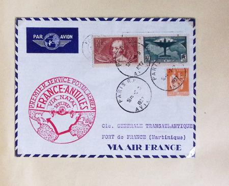 51 premiers vols de France dans un album souple bleu ancien 1935 - 1940 dont 4 Daguins "100ème traversée aérienne de l'Atlantique Sud" (1936)