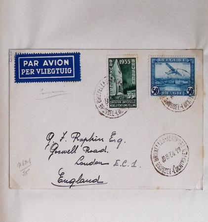 45 premiers vols de Belgique (1930 - 1938) dans un album souple brun ancien