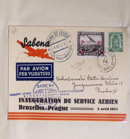45 premiers vols de Belgique (1930 - 1938) dans un album souple brun ancien