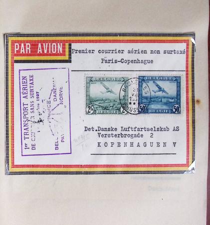 45 premiers vols de Belgique (1930 - 1938) dans un album souple brun ancien